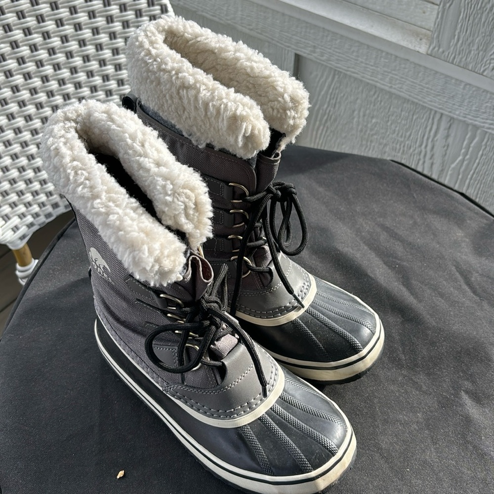 Women’s Sorel winter boots